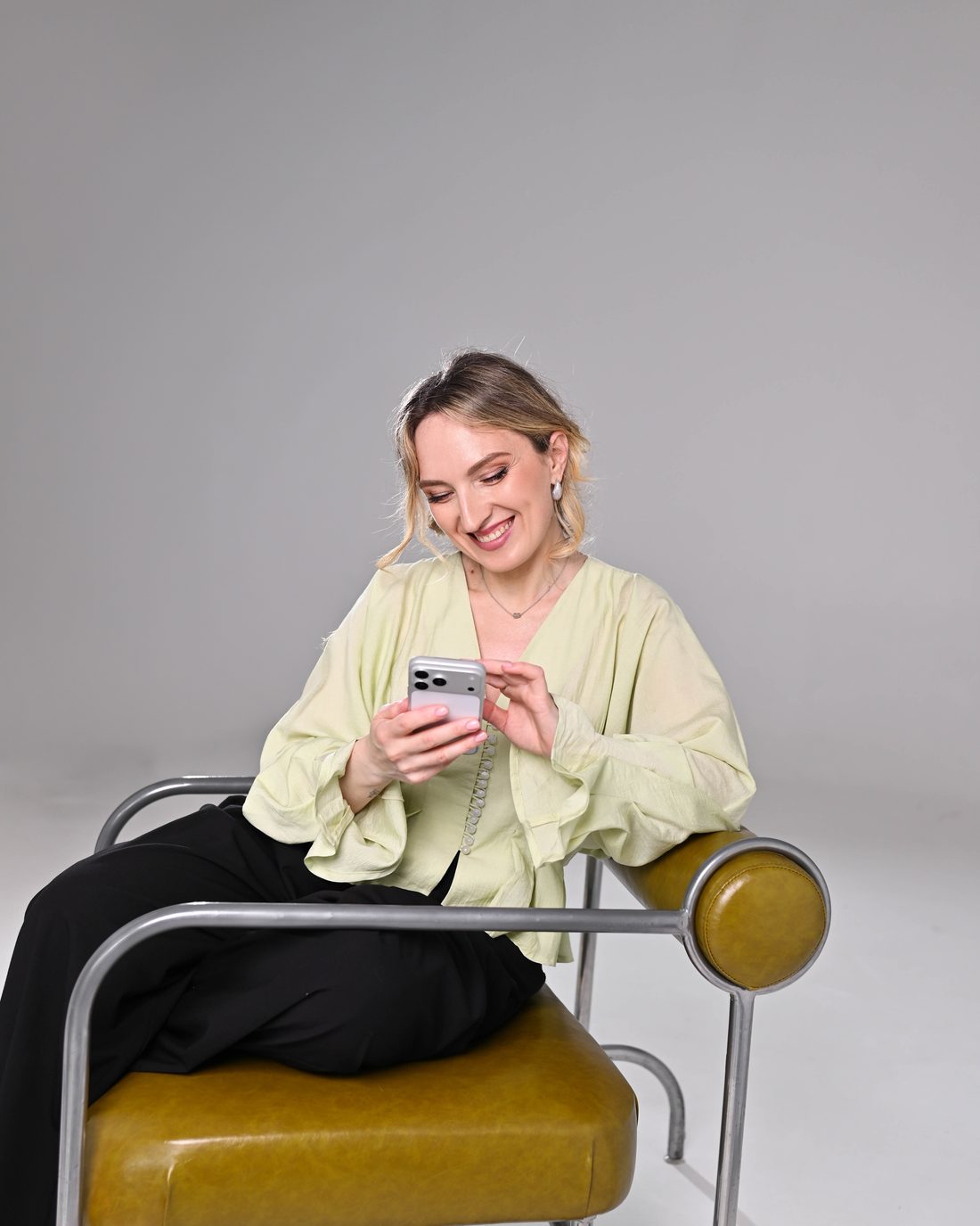 Salome, nail artist and educator, founder of FOCUS UP